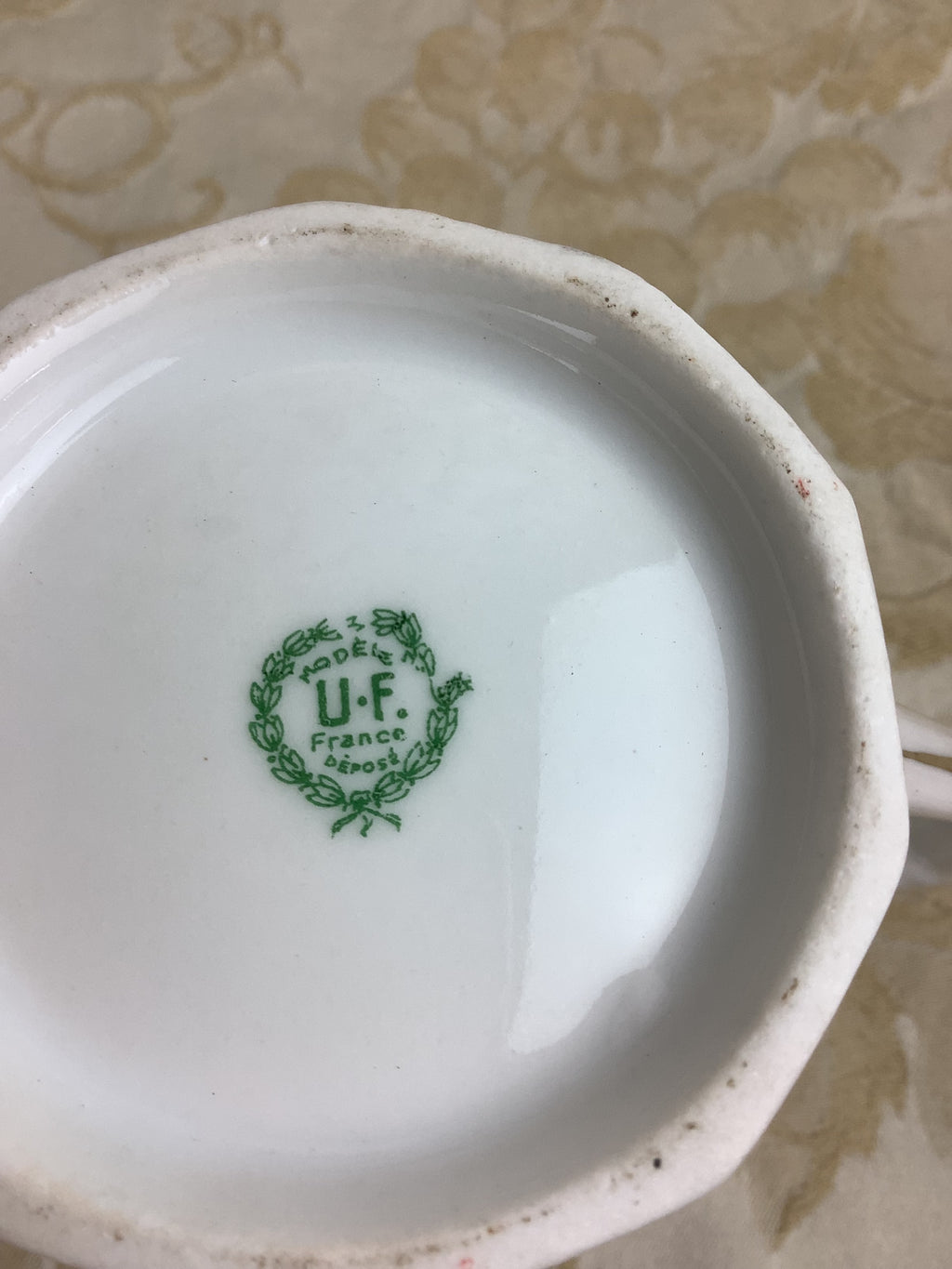 Petit pot à lait Porcelaine France