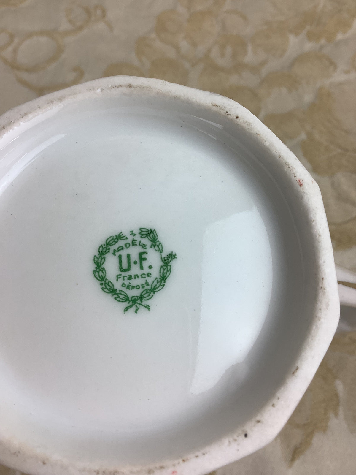 Petit pot à lait Porcelaine France