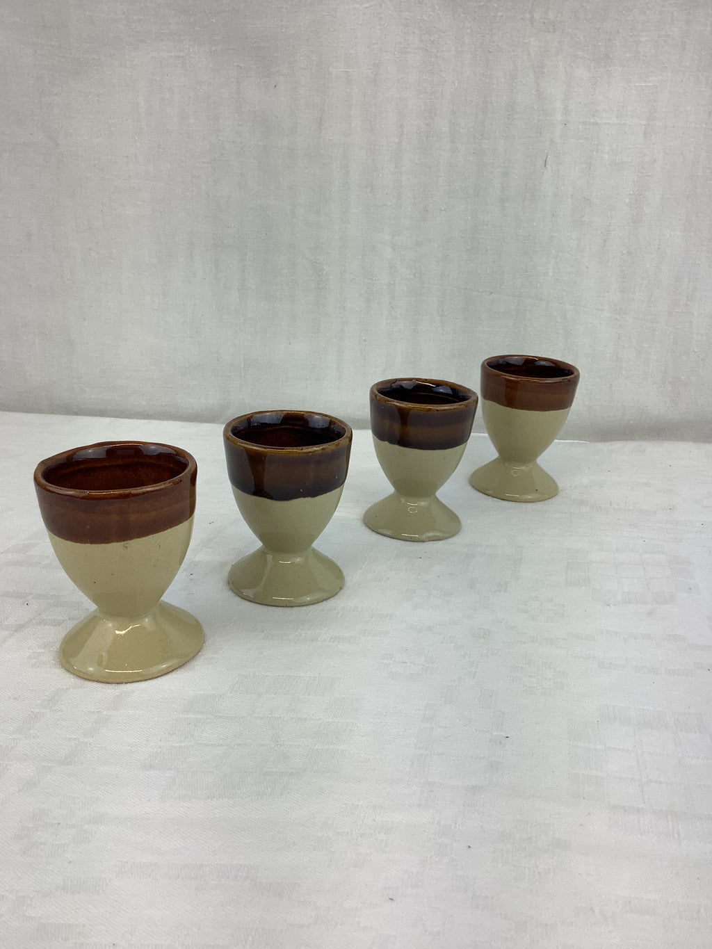 Lot de 4 coquetiers vintage en terre cuite émaillée - Réf 43