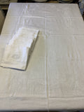 Nappe ancienne en damassé blanc écru et ses six serviettes - Réf 179