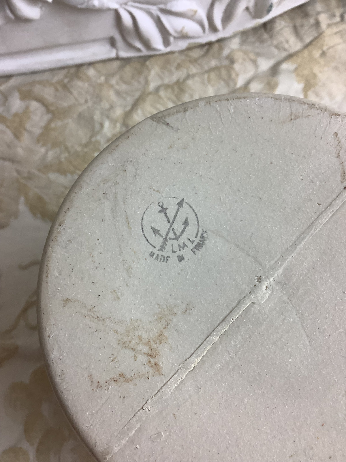 Ancien pot de cuisine en grès LML à décor de fruits avec bouchon en liège – Réf. 27A