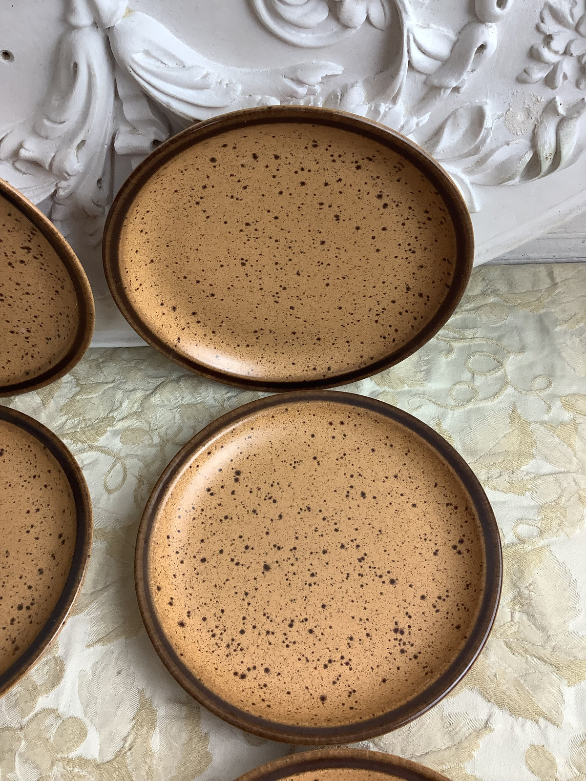 Lot de 6 assiettes à Dessert Sarreguemines France, grès La Bourgogne – Ref. 27G