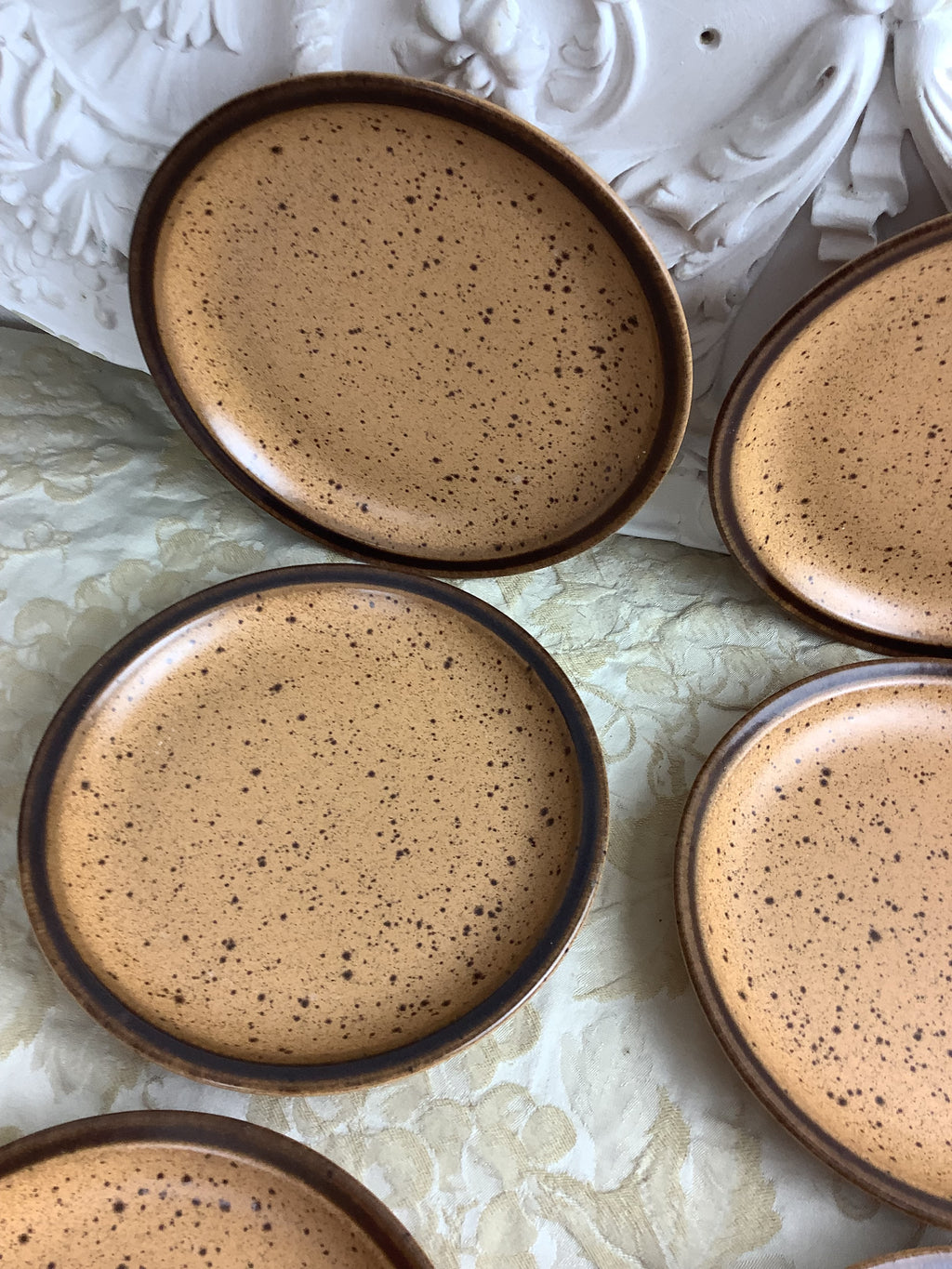 Lot de 6 assiettes à Dessert Sarreguemines France, grès La Bourgogne – Ref. 27G