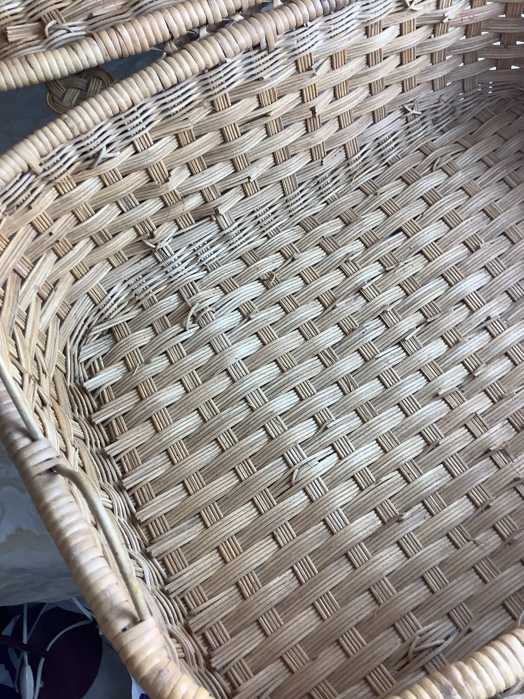 Ancienne valise de pique-nique en vannerie française, style Art Déco – Réf. 27D