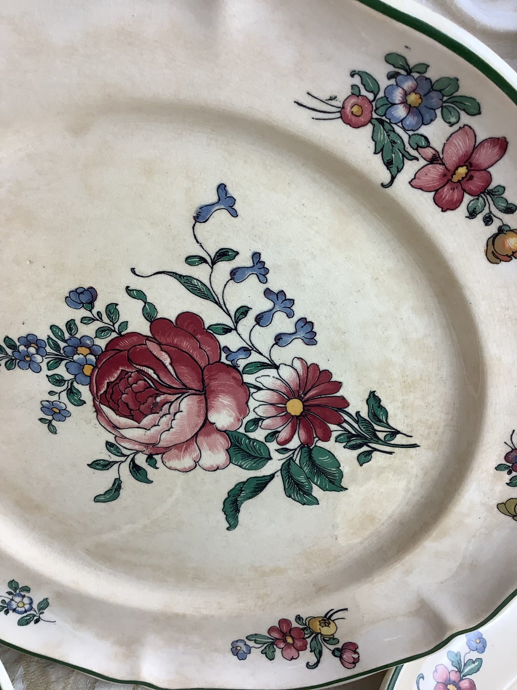 Lot de 6 assiettes plates anciennes Villeroy & Boch, modèle Vieux Strasbourg – Réf. 27N