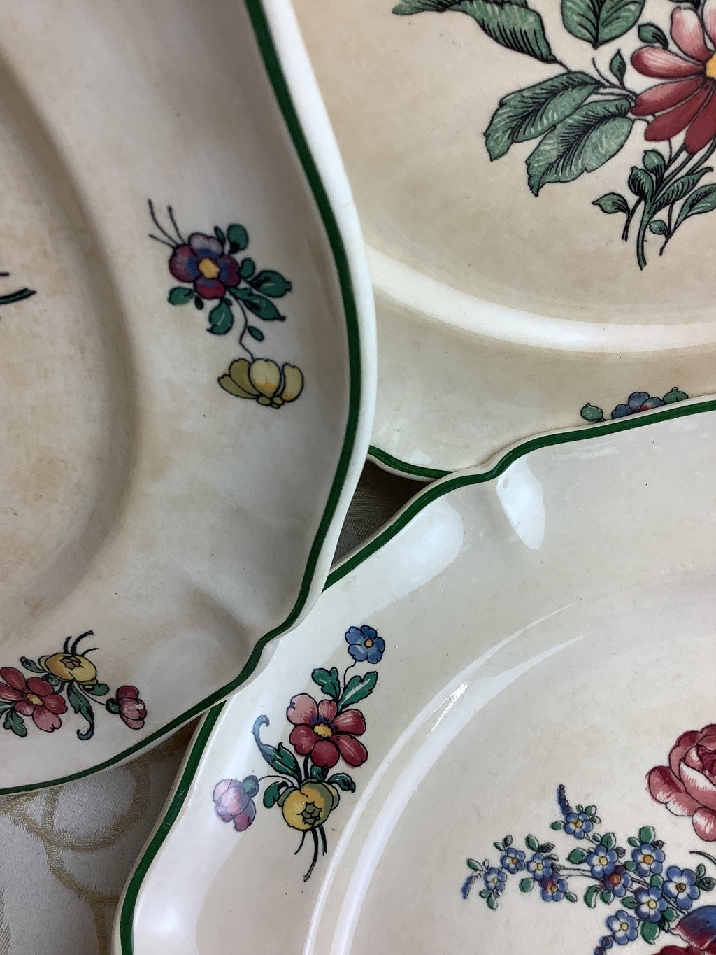 Lot de 6 assiettes plates anciennes Villeroy & Boch, modèle Vieux Strasbourg – Réf. 27N