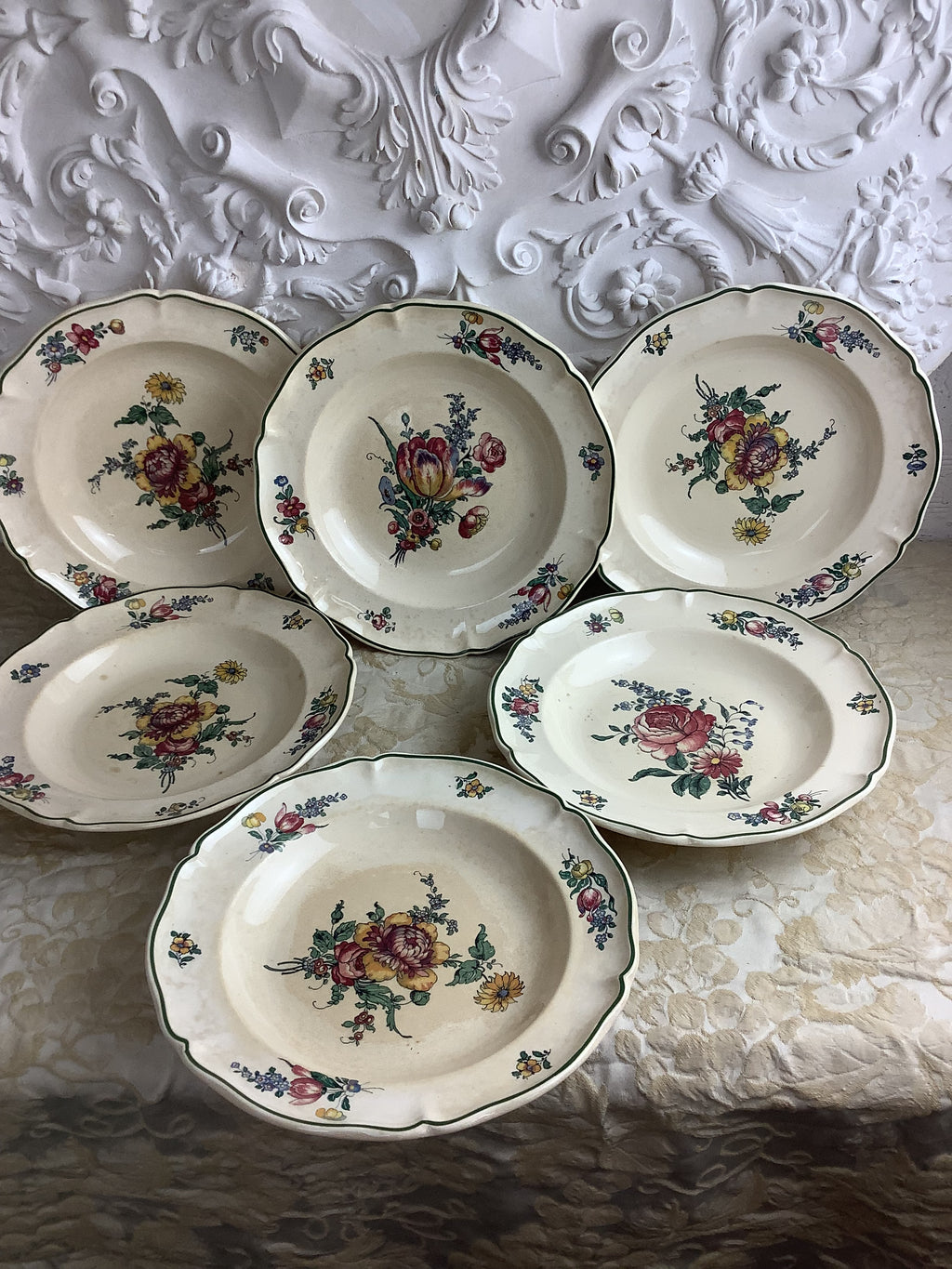 Lot de 6 assiettes creuses anciennes Villeroy & Boch, modèle Vieux Strasbourg – Réf. 27O