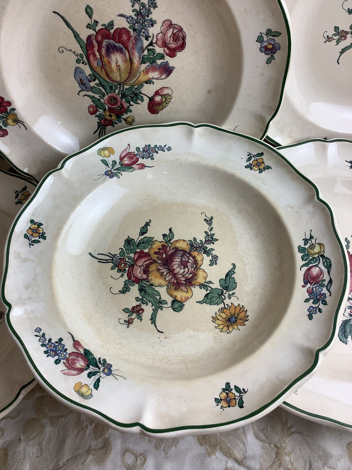 Lot de 6 assiettes creuses anciennes Villeroy & Boch, modèle Vieux Strasbourg – Réf. 27O