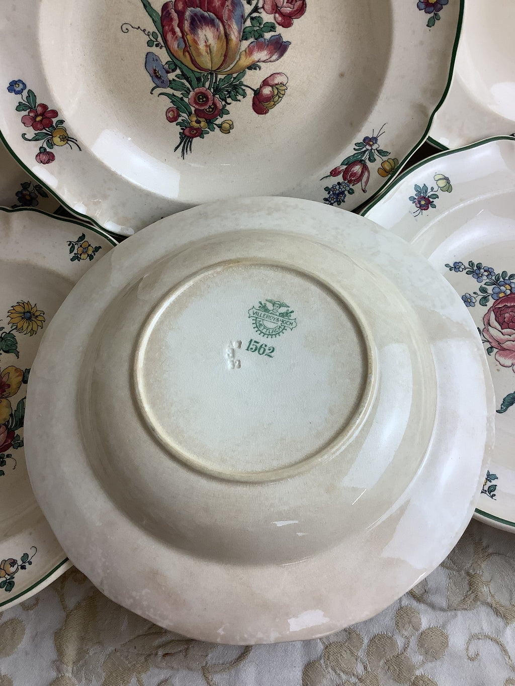 Lot de 6 assiettes creuses anciennes Villeroy & Boch, modèle Vieux Strasbourg – Réf. 27O