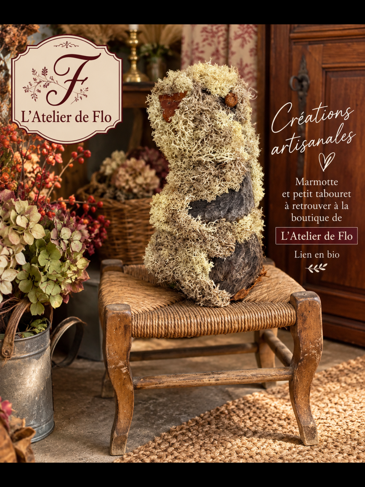 Marmotte décorative artisanale en écorce et mousse d’Islande – REF C11